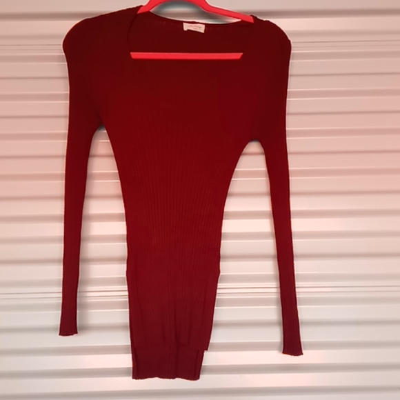 Ambiance Tops - Women's Long sleeve shirt size small